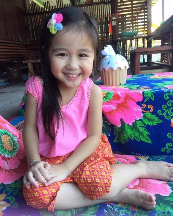 Baanklong Amphawa Homestay Esterno foto