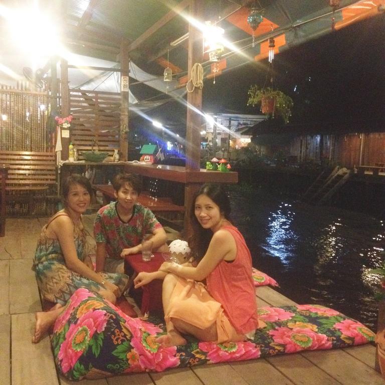Baanklong Amphawa Homestay Esterno foto