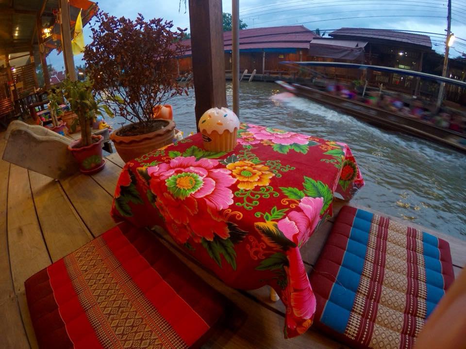 Baanklong Amphawa Homestay Esterno foto